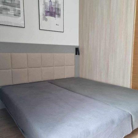 Aparthotel In Warsaw Very Close To The City Center, Free Underground Parking, Wifi, Air Conditioning, Balcony Экстерьер фото